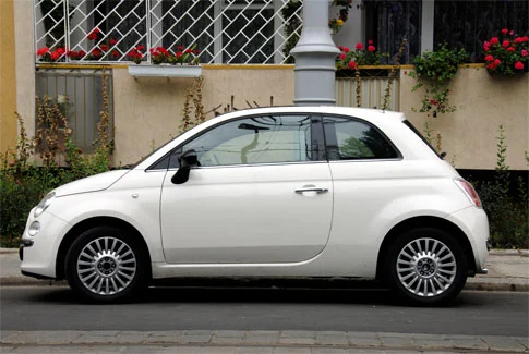 fiat 500 weißer Fiat 500 – Beispiel für Gebrauchtwagenankauf Haren (Ems)
